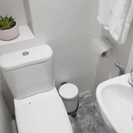 La Casa Del Puerto - * بيرميو